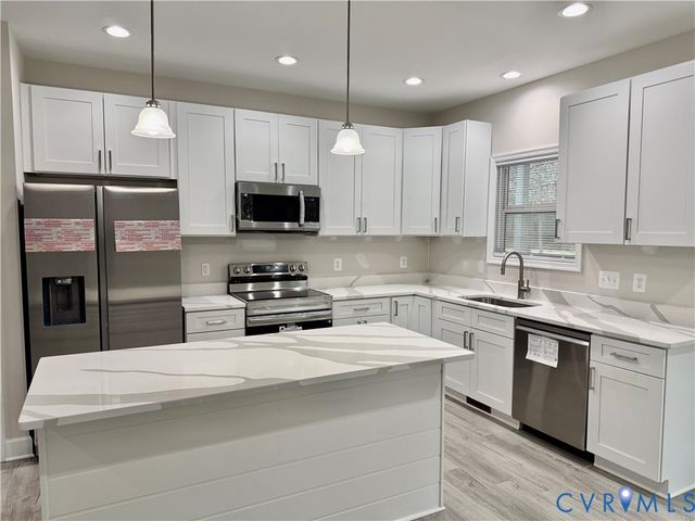 57 Otter Ln, Montross, VA 22520