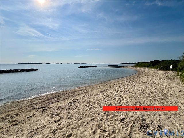 57 Otter Ln, Montross, VA 22520