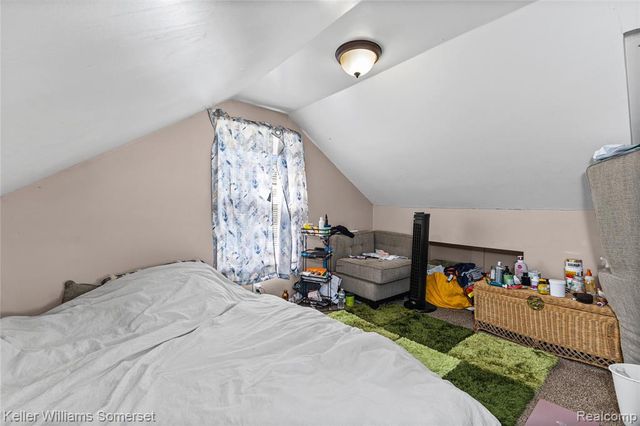 6501 Heyden Street, Dearborn Heights, MI 48127