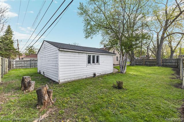 6501 Heyden Street, Dearborn Heights, MI 48127