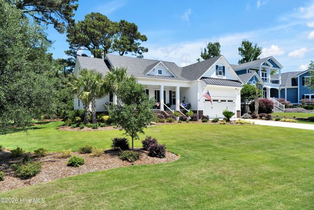 2758 Pinecrest Drive SE, Southport, NC 28461