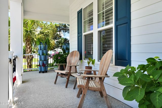 2758 Pinecrest Drive SE, Southport, NC 28461
