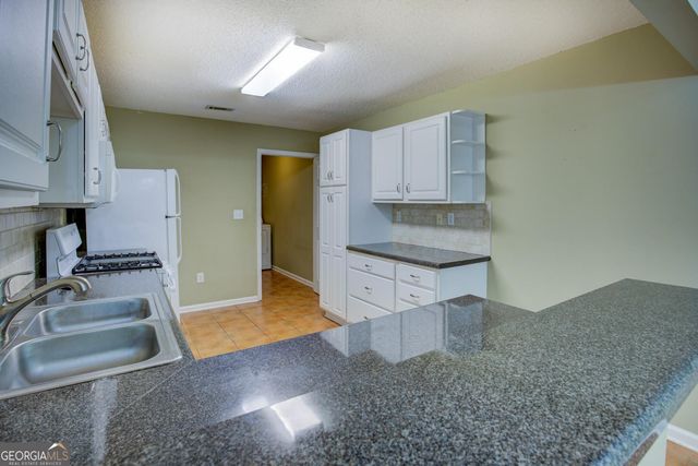 2191 Rockbridge Road 102, Stone Mountain, GA 30087