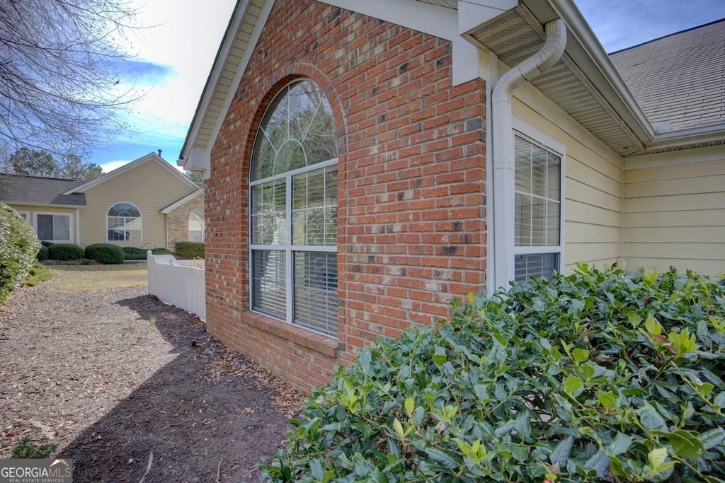 2191 Rockbridge Road 102, Stone Mountain, GA 30087