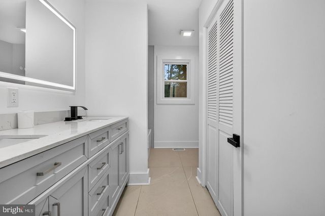1923 CHAPEL AVE W, Cherry Hill, NJ 08002