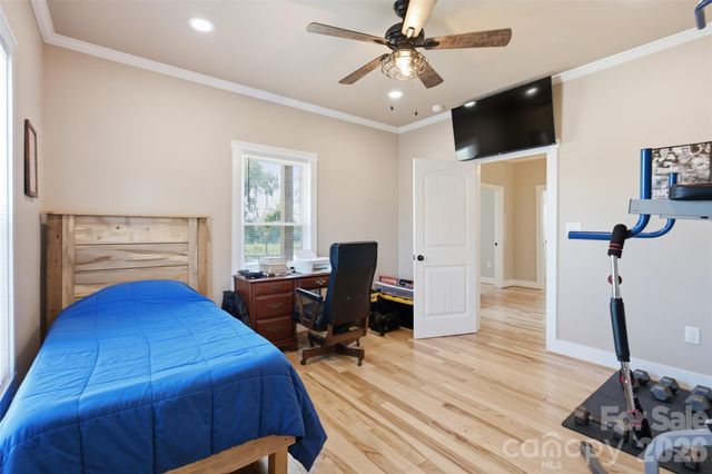 5712 Hoover Elmore Road, Vale, NC 28168