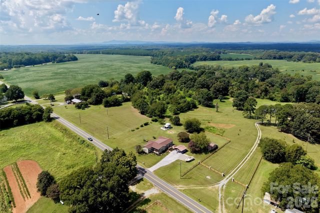5712 Hoover Elmore Road, Vale, NC 28168