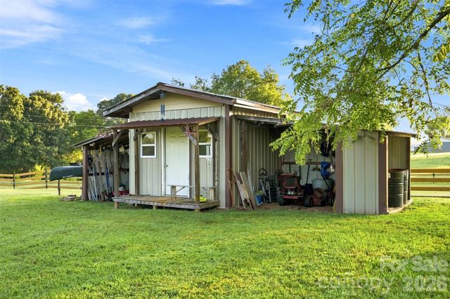5712 Hoover Elmore Road, Vale, NC 28168