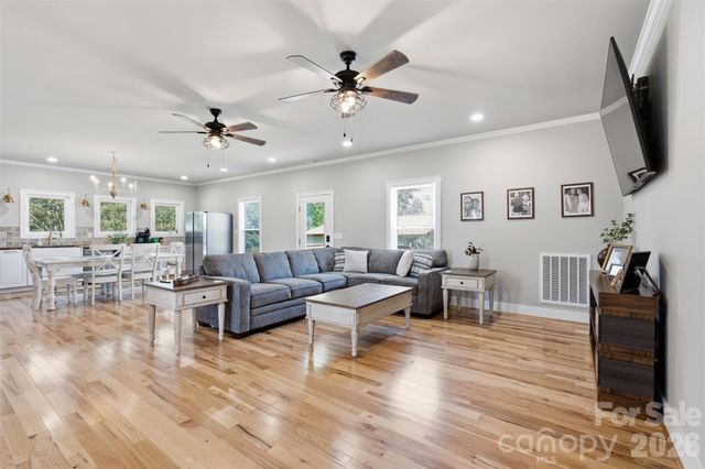 5712 Hoover Elmore Road, Vale, NC 28168