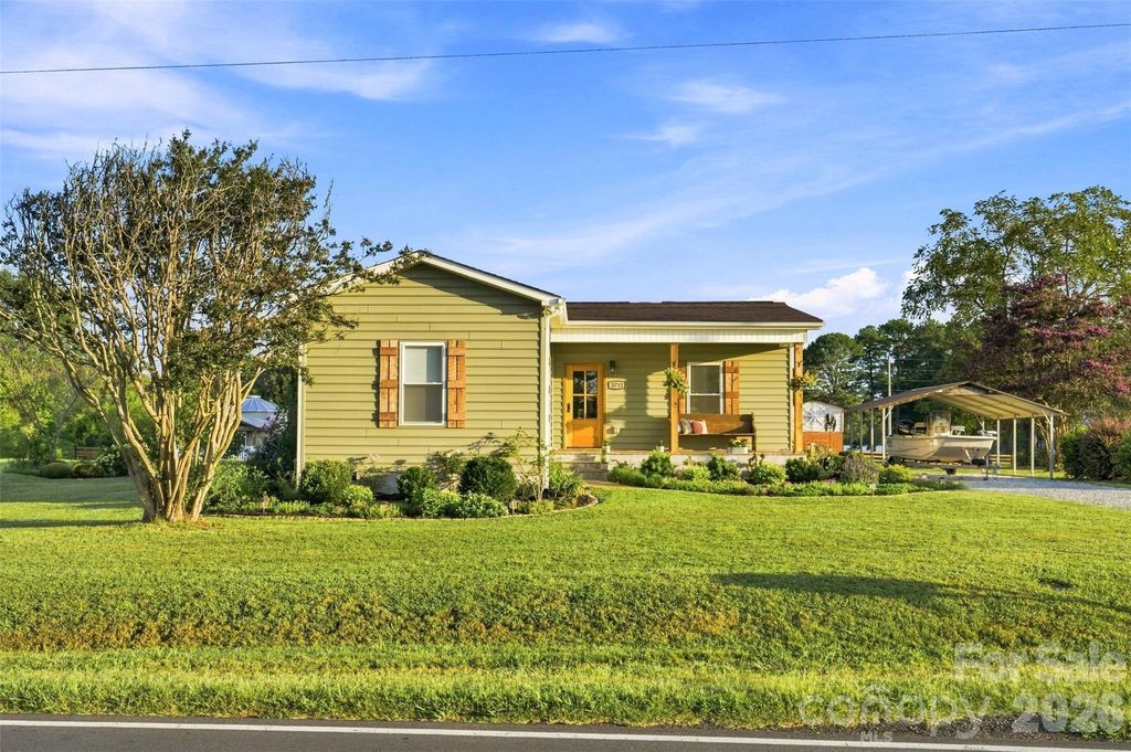 5712 Hoover Elmore Road, Vale, NC 28168