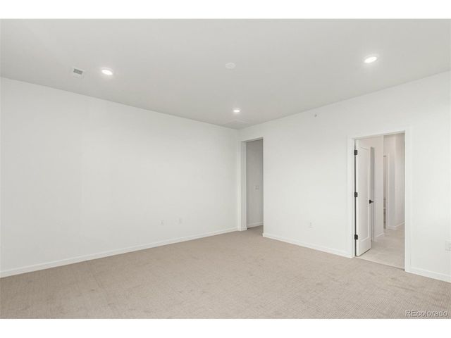 1826 Hickory Ave, Erie, CO 80516