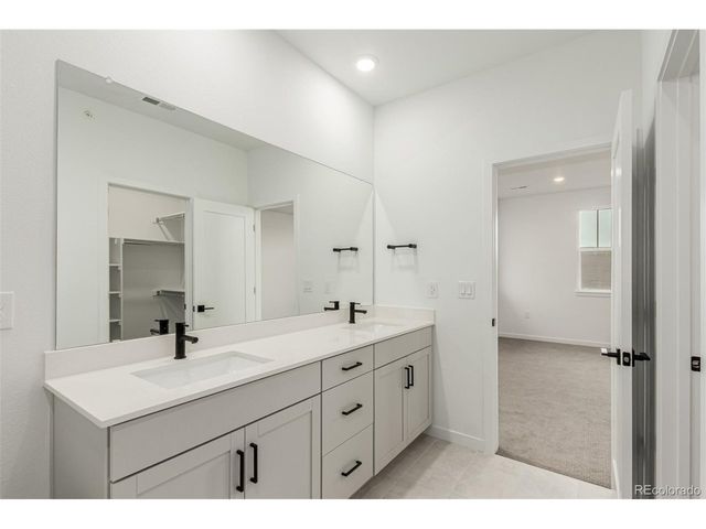 1826 Hickory Ave, Erie, CO 80516