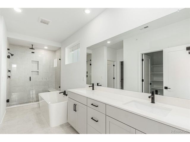 1826 Hickory Ave, Erie, CO 80516