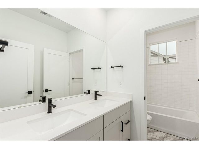 1826 Hickory Ave, Erie, CO 80516