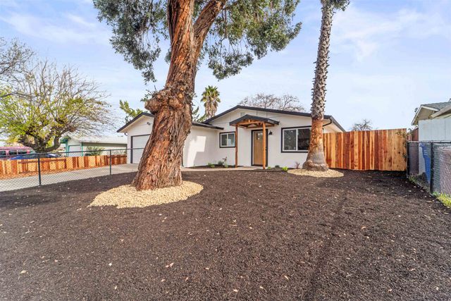 215 San Bernardino Ct, Bay Point, CA 94565