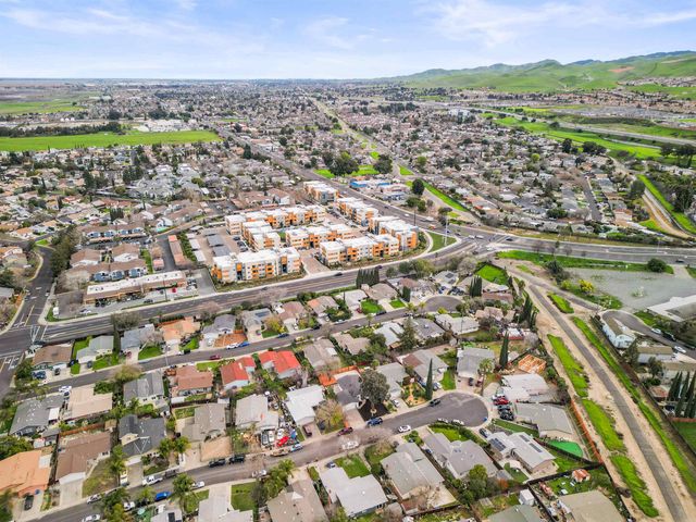 215 San Bernardino Ct, Bay Point, CA 94565