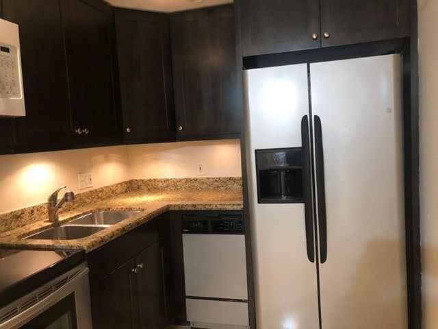 2424 SE 17th Street 103-B, Fort Lauderdale, FL 33316