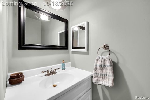 693 Langley Boulevard, Clawson, MI 48017