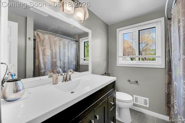 693 Langley Boulevard, Clawson, MI 48017