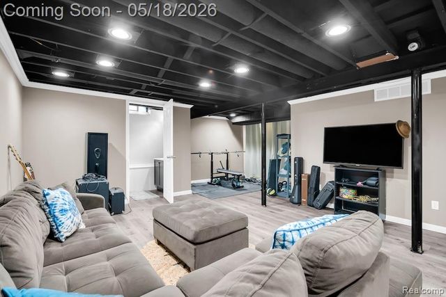 693 Langley Boulevard, Clawson, MI 48017