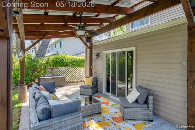 693 Langley Boulevard, Clawson, MI 48017