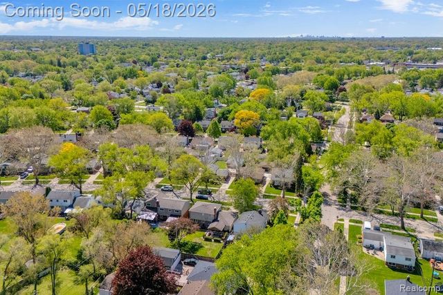 693 Langley Boulevard, Clawson, MI 48017