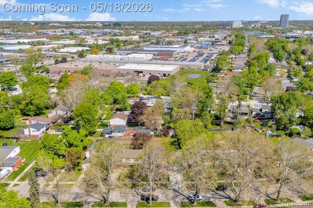 693 Langley Boulevard, Clawson, MI 48017