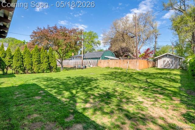 693 Langley Boulevard, Clawson, MI 48017