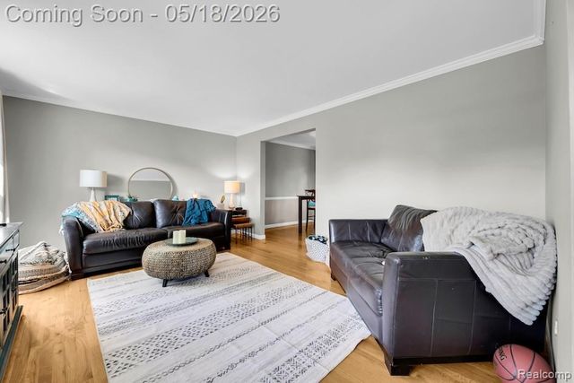 693 Langley Boulevard, Clawson, MI 48017