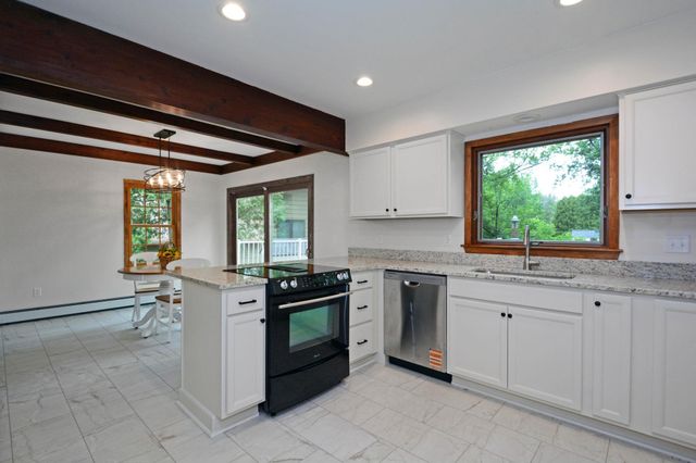 6448 Glenwood Avenue, Golden Valley, MN 55427