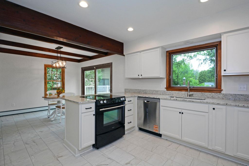 6448 Glenwood Avenue, Golden Valley, MN 55427 — photo 3