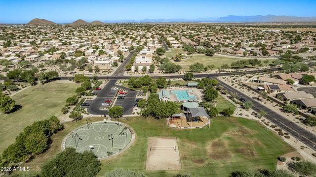 738 E SADDLE Way, San Tan Valley, AZ 85143