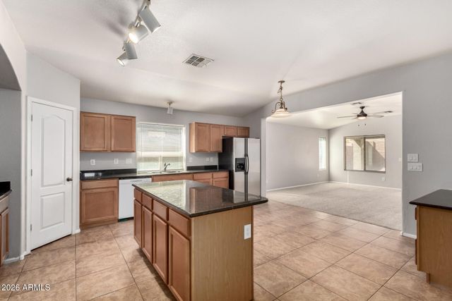 738 E SADDLE Way, San Tan Valley, AZ 85143