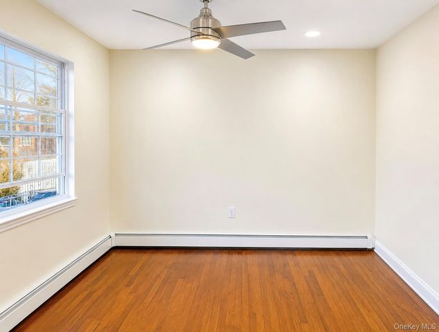 104-02 169th Street 2nd flr, Jamaica, NY 11433