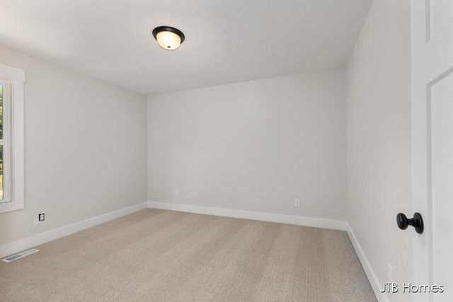 5850 Valley Point Drive Se, Caledonia Twp, MI 49316