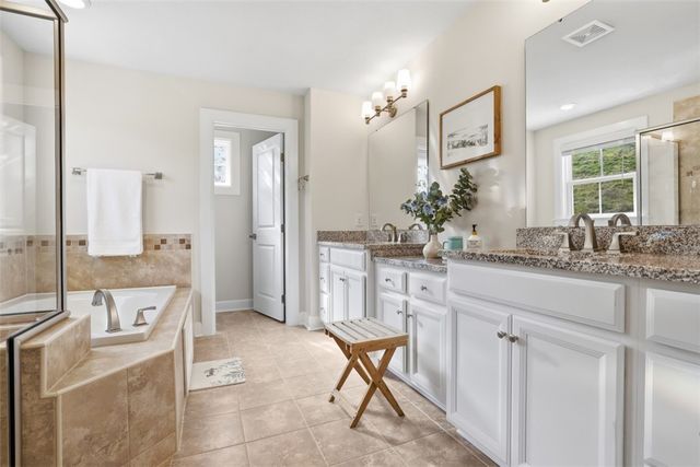 4454 Walnut Ridge Cir, South Fayette, PA 15057