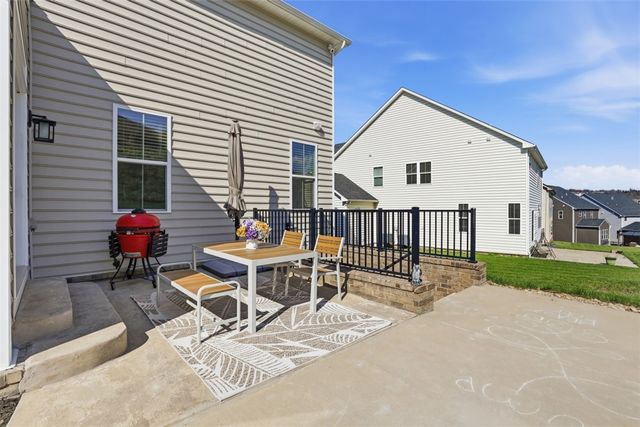 4454 Walnut Ridge Cir, South Fayette, PA 15057