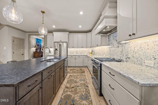 1748 Deacon Falls Way, Wendell, NC 27591