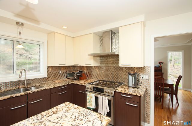 78 Sturbridge Road, Easton, CT 06612