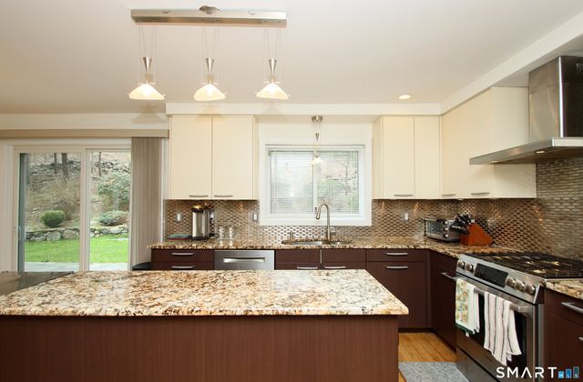 78 Sturbridge Road, Easton, CT 06612