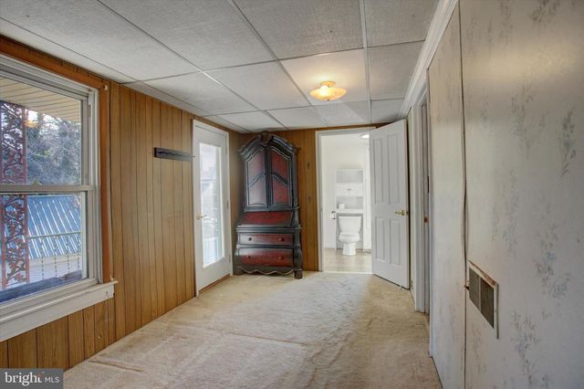 140 VINE STREET, Chambersburg, PA 17201