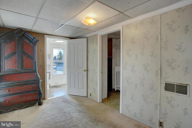 140 VINE STREET, Chambersburg, PA 17201