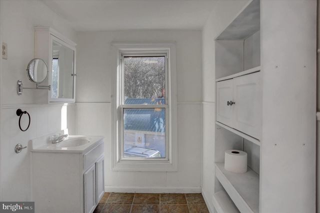 140 VINE STREET, Chambersburg, PA 17201