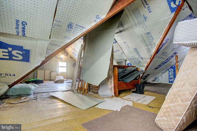 140 VINE STREET, Chambersburg, PA 17201