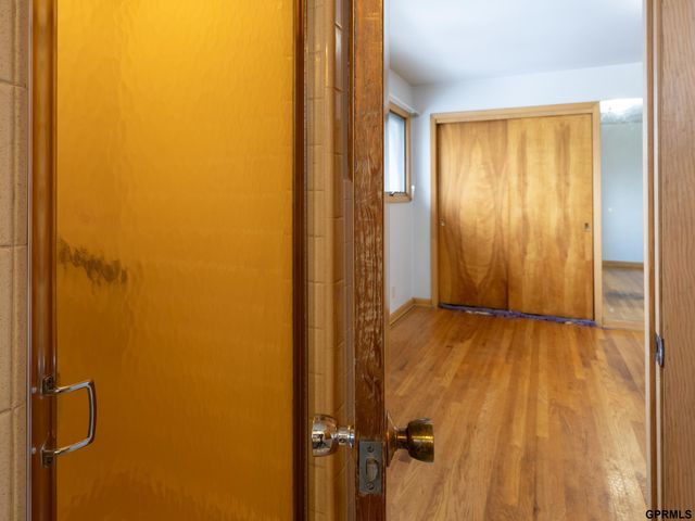 11340 Old Maple Road, Omaha, NE 68164