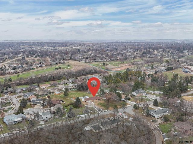 11340 Old Maple Road, Omaha, NE 68164