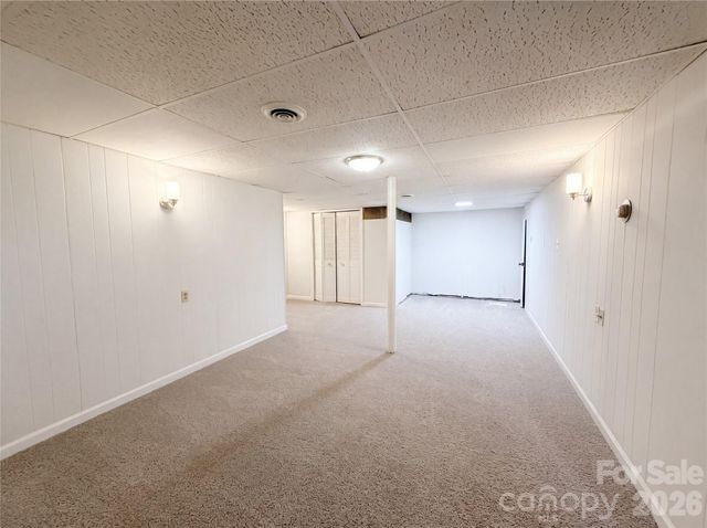 1580 W Cloaninger Avenue, Statesville, NC 28625