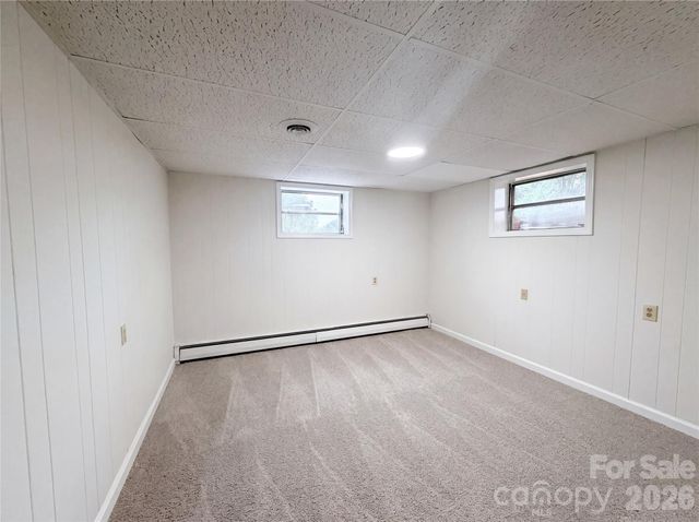 1580 W Cloaninger Avenue, Statesville, NC 28625