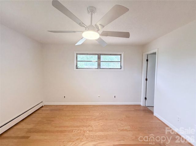 1580 W Cloaninger Avenue, Statesville, NC 28625