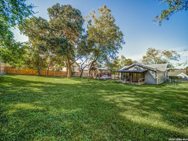 139 W HOSACK ST, Boerne, TX 78006